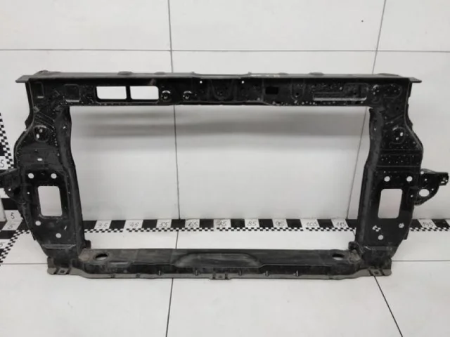 Панель радиатора (телевизор) для Hyundai Creta 2 SU2 2021+ на фотографиях