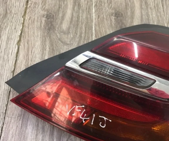 Фонарь правый для Opel Insignia Седан A 2008-2017 на фотографиях