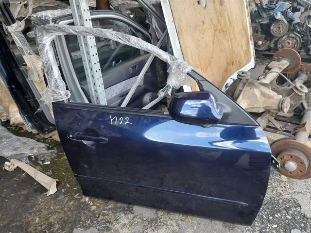 Дверь передняя правая для Mazda 3 BK Хэтчбек 2003-2009 на фотографиях