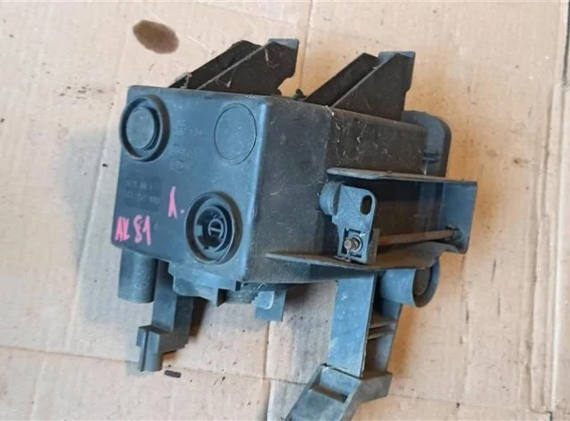 Противотуманка (ПТФ) передняя левая для Opel Zafira C 2011-2015 на фотографиях