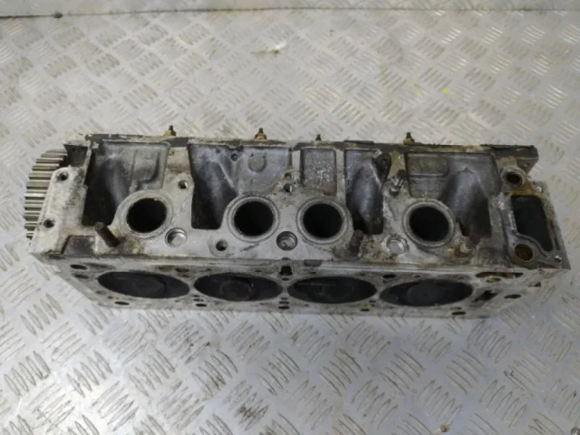 ГБЦ для Renault Logan 2005-2015 (LS) на фотографиях