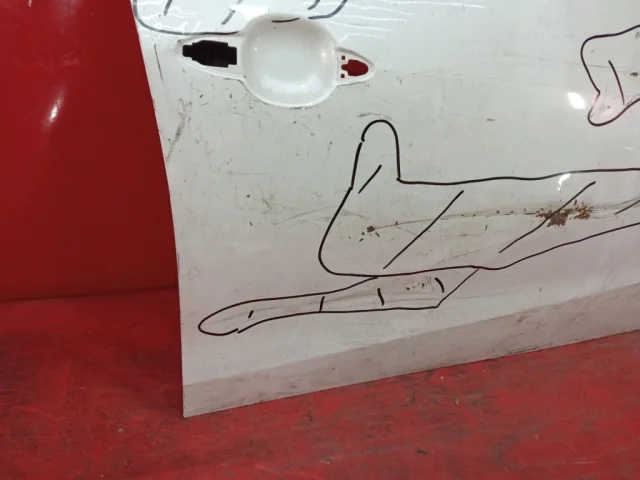 Дверь передняя левая для Kia Cerato TD 2009-2013 на фотографиях