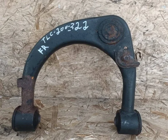Рычаг передний правый верхний для Lexus LX J200 rest 2015+ на фотографиях
