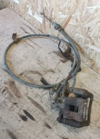 Суппорт задний правый для Hyundai Solaris 1 RB (2011-2013) на фотографиях