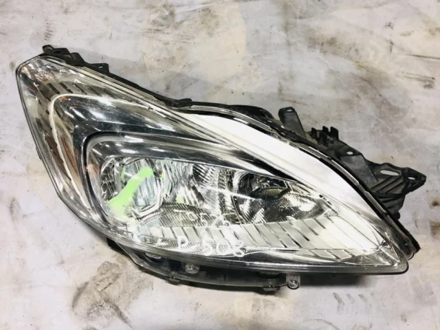 Фары для Peugeot 508 Седан 2011-2018 на фотографиях