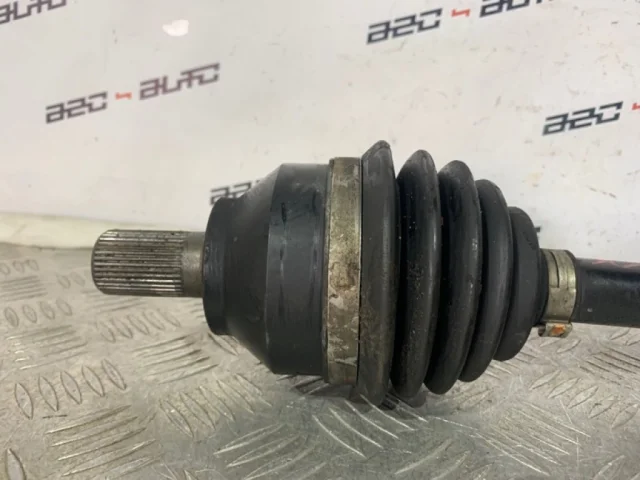 Привод передний левый для Volvo C30 MK 2006-2013 на фотографиях