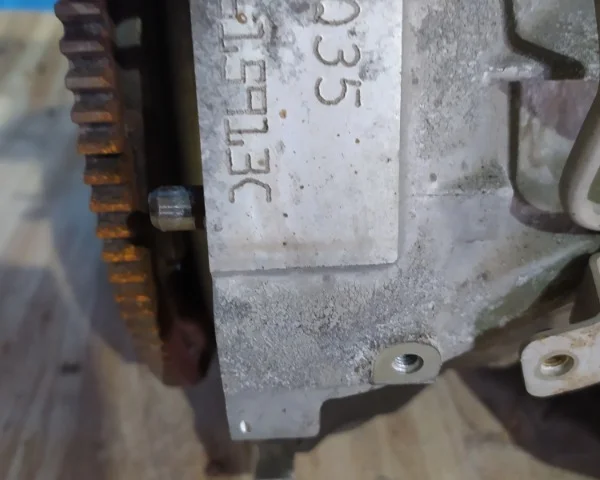 Двигатель без навесного для Infiniti M Y50 2005-2010 на фотографиях