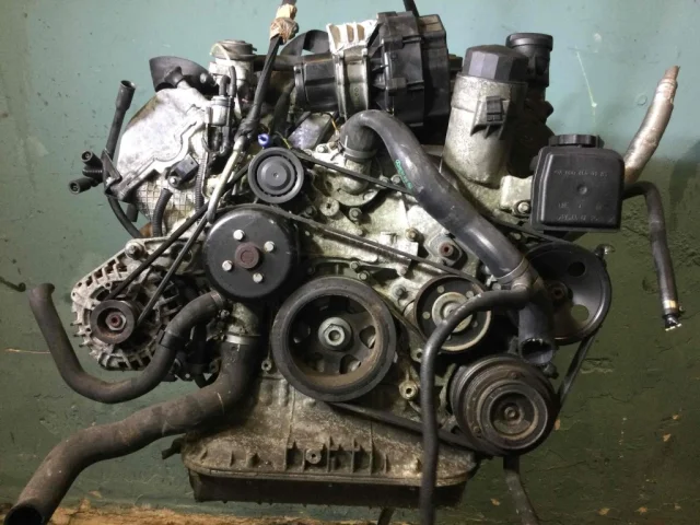 Двигатель без навесного для Mercedes-Benz CLK class C208 1997-2002 на фотографиях