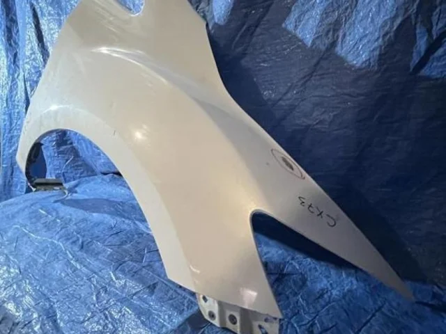 Крыло правое для Mazda CX 7 ER 2006-2010 на фотографиях