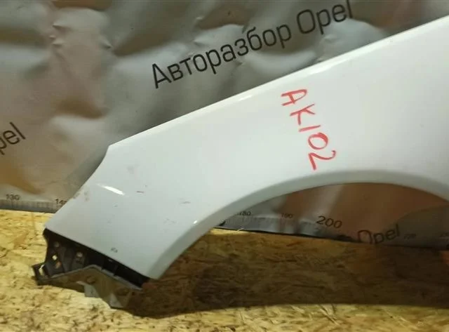 Крыло левое для Opel Insignia Седан A 2008-2017 на фотографиях