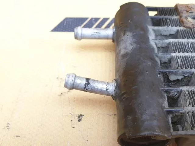 Радиатор охлаждения ДВС для Mercedes-Benz M class W163 1998-2005 на фотографиях