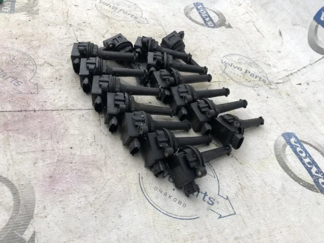 Катушка зажигания для Volvo XC90 I C 2002-2014 на фотографиях