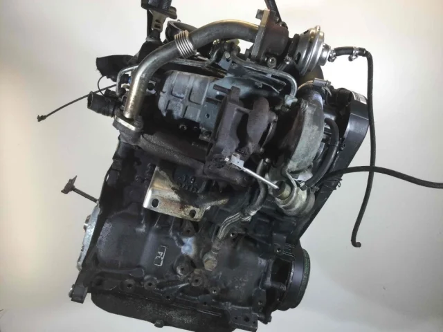 Двигатель для Volkswagen Passat Variant (B3, Typ 35i) 1988-1993 на фотографиях