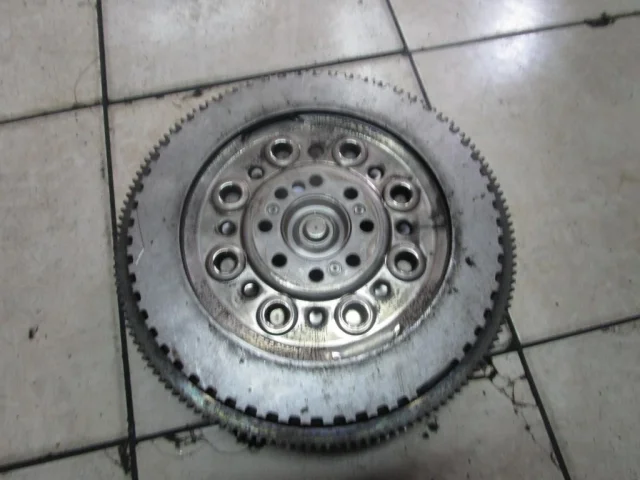 Маховик для Mercedes-Benz Vito W639 Vito Фургон 2003-2013 на фотографиях