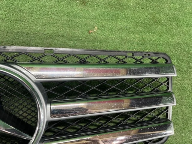 Решетка радиатора для Mercedes-Benz G class W463 rest.VI 2012-2015 на фотографиях