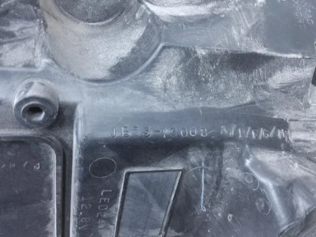 Фара правая для Ford Explorer U502 2011-2016 на фотографиях