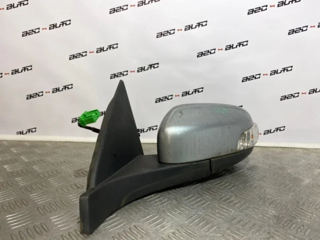 Зеркало заднего вида (в салоне) для Volvo C30 MK 2006-2013 на фотографиях
