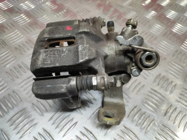 Суппорт задний левый для Honda Civic FA 2005-2010 седан на фотографиях