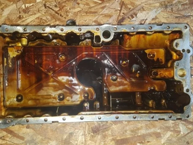 Поддон картера для Volvo C30 MK 2006-2013 на фотографиях