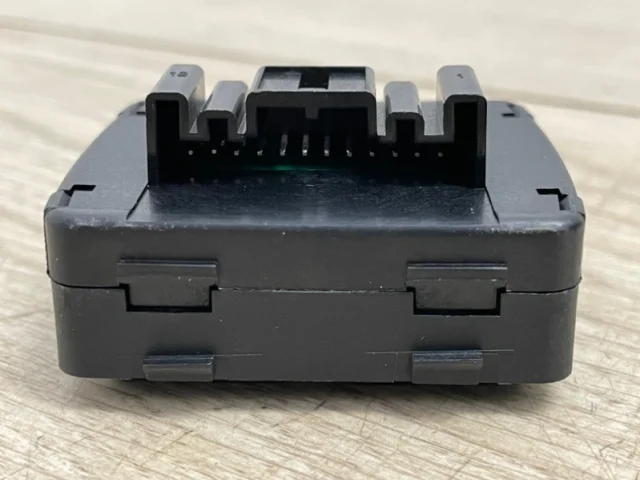 Фаркоп для Volkswagen Touareg II (7P5) 2010-2014 на фотографиях