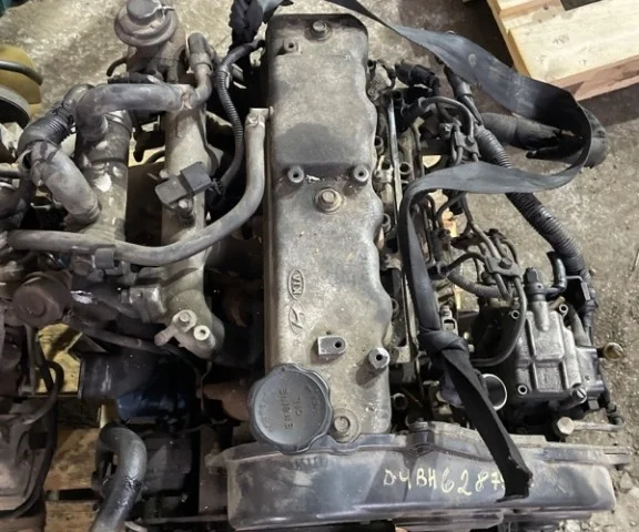 ГБЦ для Hyundai Starex A1 1997-2007 на фотографиях