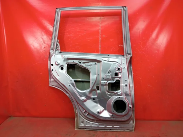 Дверь задняя левая для Subaru Forester SJ 2013-2016 на фотографиях