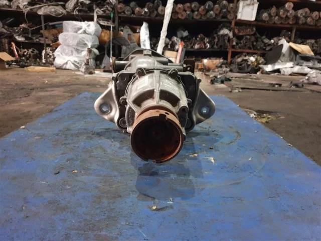 Редуктор заднего моста для Ford Explorer U502 2011-2016 на фотографиях