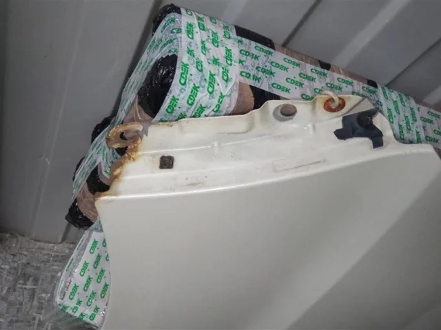 Крылья для Toyota Alphard H10 2002-2008 на фотографиях