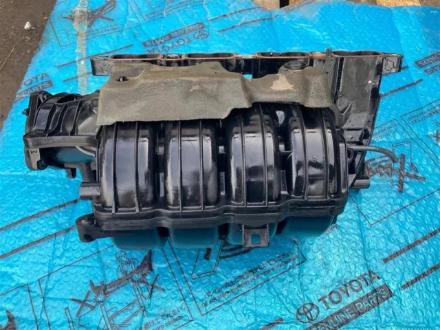 Впускной коллектор для Toyota RAV4 XA50 2019+ на фотографиях