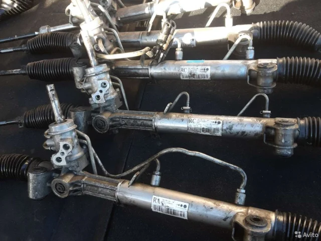 Рулевая рейка для Opel Astra H GTC 2004-2014 на фотографиях