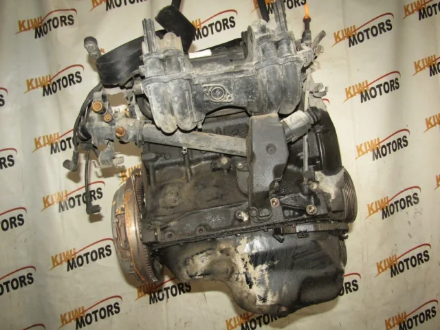 Двигатель без навесного для Volkswagen Polo III (6N1) 1994-1999 на фотографиях