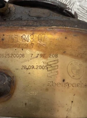 Катализатор для BMW X6 Е71 2007-2012 на фотографиях