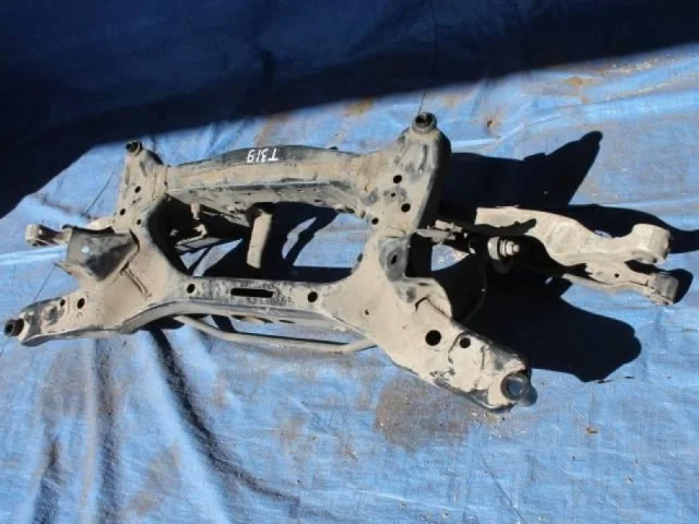 Задняя балка для Nissan X-Trail T31 RU 2007-2014 на фотографиях