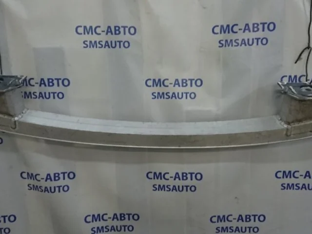 Усилитель заднего бампера для Audi A6 C7 2010-2018 на фотографиях