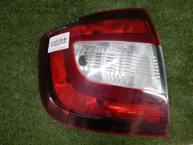 Фонарь левый для Skoda Rapid I rest NH3 2017-2020 на фотографиях