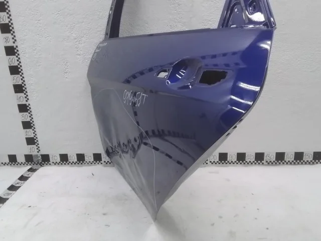 Двери для Hyundai Elantra CN7 2020+ на фотографиях