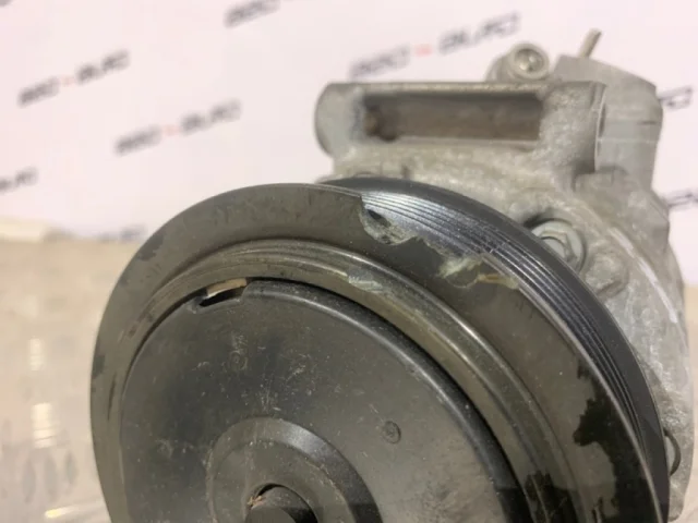 Компрессор кондиционера для Volkswagen Passat Variant (B6, Typ 3C) 2004-2010 на фотографиях