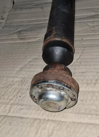 Карданный вал задний для Volvo XC90 I C 2002-2014 на фотографиях