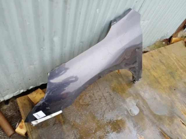 Крылья для Nissan Teana J32 2008-2013 на фотографиях