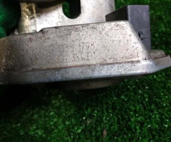 Дроссельная заслонка для BMW X5 Е53 1999-2006 на фотографиях