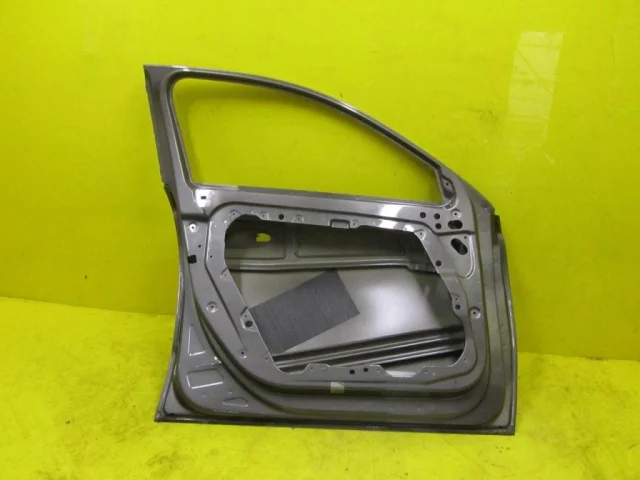 Двери для Mercedes-Benz A class W177 2018-2022 на фотографиях