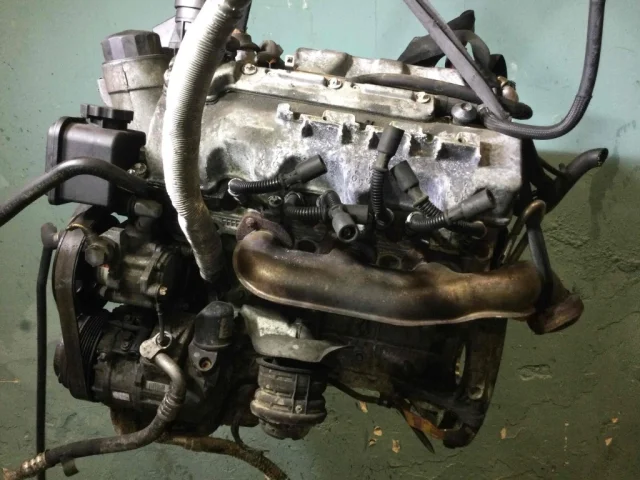 Двигатель без навесного для Mercedes-Benz CLK class C208 1997-2002 на фотографиях