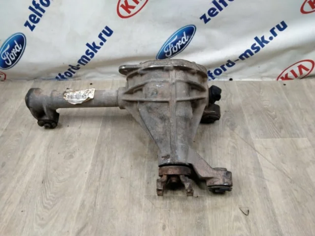Редуктор переднего моста для Ford Explorer U251 2005-2011 на фотографиях