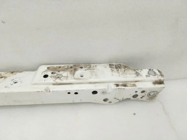 Панель радиатора (телевизор) для Chevrolet Cruze 1 J300 2009-2015 на фотографиях