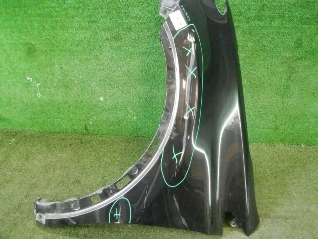 Крыло правое для Toyota RAV4 XA40 rest 2015-2019 на фотографиях