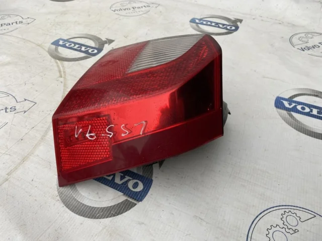 Фонарь внешний правый для Volvo XC70 BZ 2007-2016 на фотографиях