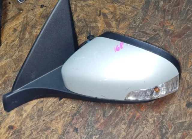 Зеркало заднего вида (в салоне) для Volvo C30 MK 2006-2013 на фотографиях