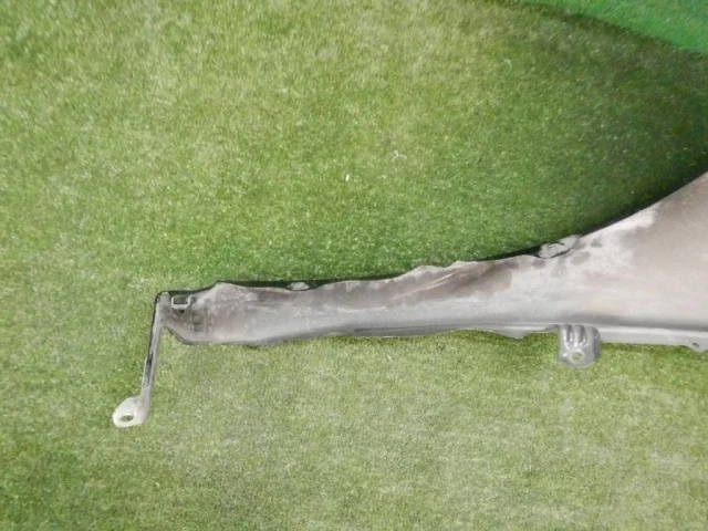 Крылья для Toyota Alphard H30 2015+ на фотографиях