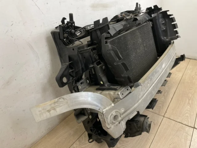 Кассета радиаторов для Audi Q7 4M 2015+ на фотографиях