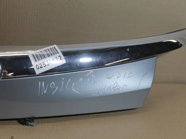 Двери для Opel Insignia Универсал A 2008-2017 на фотографиях